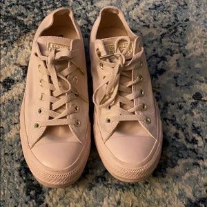 Pale pink Converse